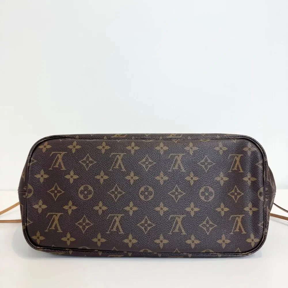 Louis Vuitton Monogram Cherry Neverfull MM Tote w/ Pouch Red Lining LV Logo Bag